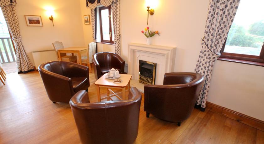 Llety Ceiro Guesthouse Aberystwyth Exteriör bild
